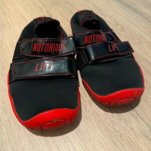 Shoes - Gym, weight training, sports